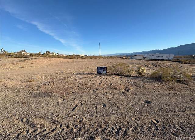 Property at 735 E Vulcan Dr, Meadview, AZ 86444