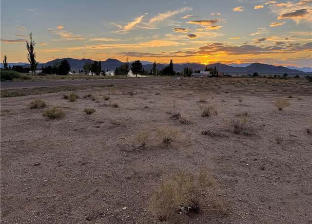 Property at 7717 E Monte Tesoro Dr, Kingman, AZ 86401