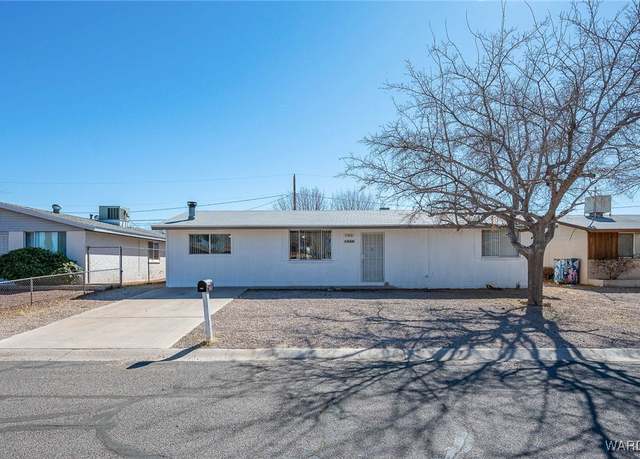 Property at 1968 Miami Ave, Kingman, AZ 86401, 3 beds, 1 bath