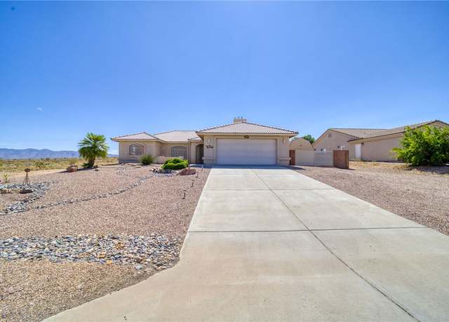 Property at 9370 N Vista Dr, Kingman, AZ 86401, 3 beds, 2 baths