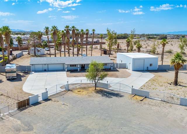 Property at 5105 S Erin Dr, Fort Mohave, AZ 86426, 4 beds, 3 baths