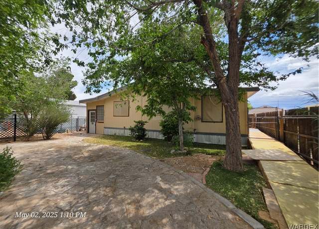 Property at 2450 E Hearne Ave, Kingman, AZ 86409, 2 beds, 2 baths