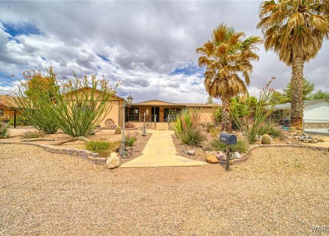 Property at 2125 E Suffock Ave, Kingman, AZ 86409, 4 beds, 2 baths