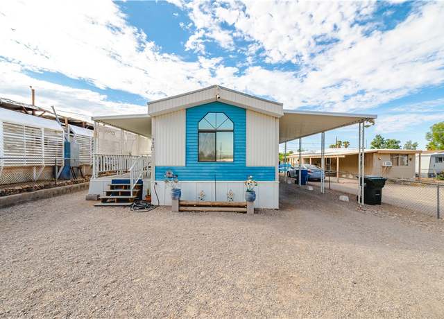 Property at 1902 Surf And Sand Dr, Bullhead City, AZ 86442, 2 beds, 1 bath