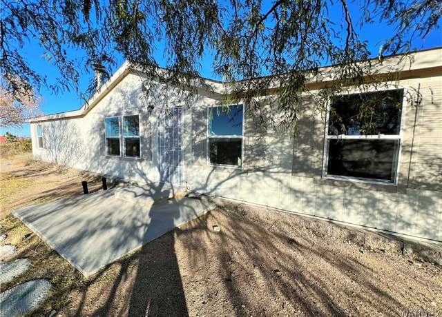 Property at 27276 N Hummingbird Dr, Meadview, AZ 86444, 3 beds, 2 baths