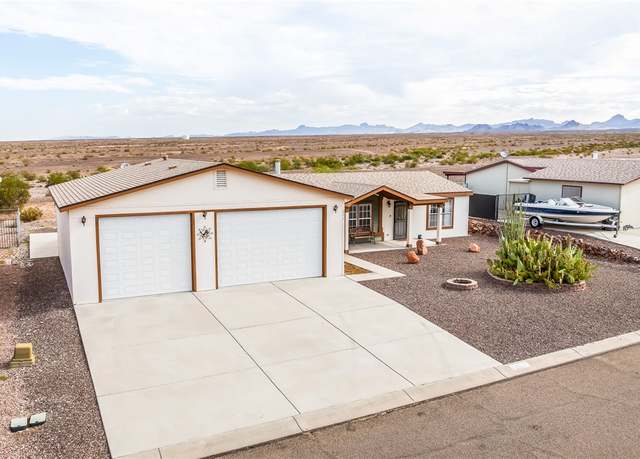 Property at 2711 E Vicki Ave, Fort Mohave, AZ 86426, 3 beds, 2 baths