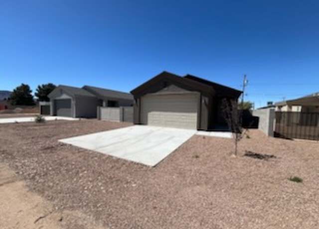 Property at 3521 E Lum Ave, Kingman, AZ 86409, 3 beds, 2 baths