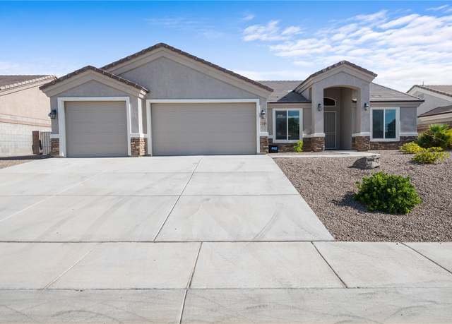 Property at 3386 Karen Ave, Kingman, AZ 86401, 4 beds, 2 baths