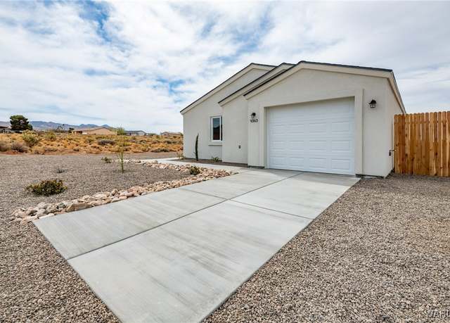 Property at 9363 N Branded Rd, Kingman, AZ 86401, 2 beds, 2 baths