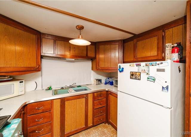Property at 7831 S Cardinal Dr, Mohave Valley, AZ 86440, 2 beds, 1 bath