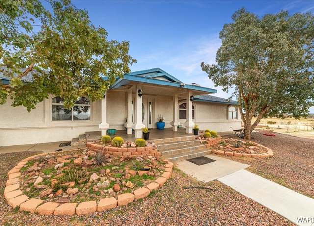 Property at 6522 N Cherum Rd, Kingman, AZ 86409, 4 beds, 3 baths
