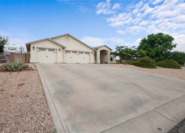 Property at 4274 Rising Sun Ave, Kingman, AZ 86401, 4 beds, 2.5 baths