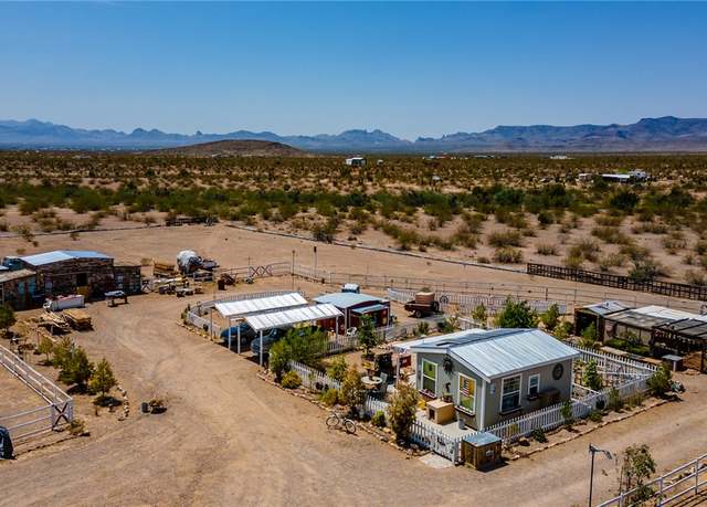 Property at 5969 N Escuela Rd, Golden Valley, AZ 86413