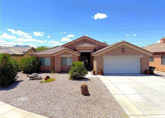 Property at 3866 Heather Ave, Kingman, AZ 86401, 3 beds, 2 baths