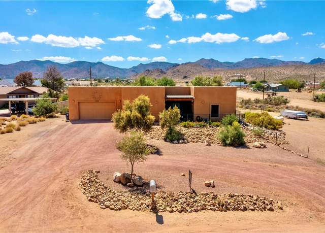 Property at 6295 N Jack Rabbit Dr, Kingman, AZ 86409, 3 beds, 2 baths