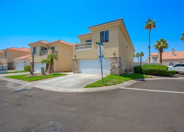 Property at 1825 E Shore Villas Dr #18, Bullhead City, AZ 86442, 3 beds, 3 baths