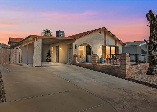 Property at 537 Roadrunner Dr, Bullhead City, AZ 86442, 3 beds, 2 baths