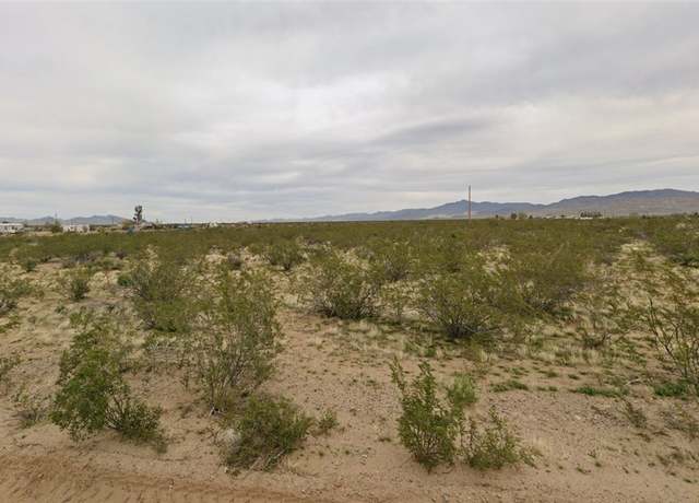 Property at Lot 8 W 1/2 Burro Rd, Golden Valley, AZ 86413