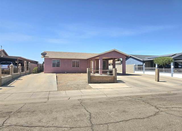 Property at 201 E Patricia St, San Luis, AZ 85366, 3 beds, 2 baths
