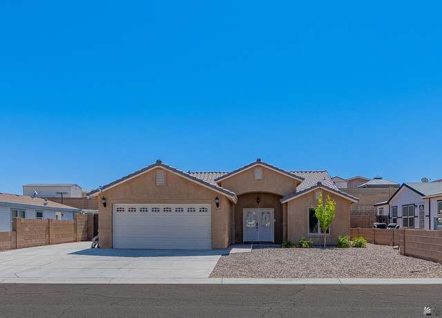 Property at 10237 S Monsoon Ave, Yuma, AZ 85365, 3 beds, 2 baths
