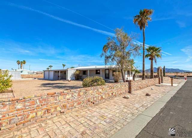 Property at 11490 E 38 St, Yuma, AZ 85367, 2 beds, 2 baths