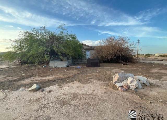 Property at 37880 E Pearl Dr, Wellton, AZ 85356, 2 beds, 2 baths
