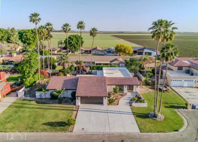 Property at 4465 W Charro Ln, Yuma, AZ 85364, 4 beds, 3 baths