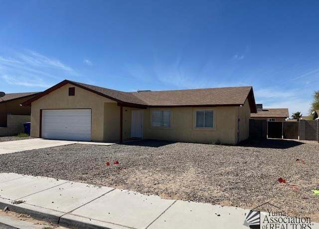 Property at 3728 S Cactus Wren Way, Yuma, AZ 85365, 4 beds, 2 baths