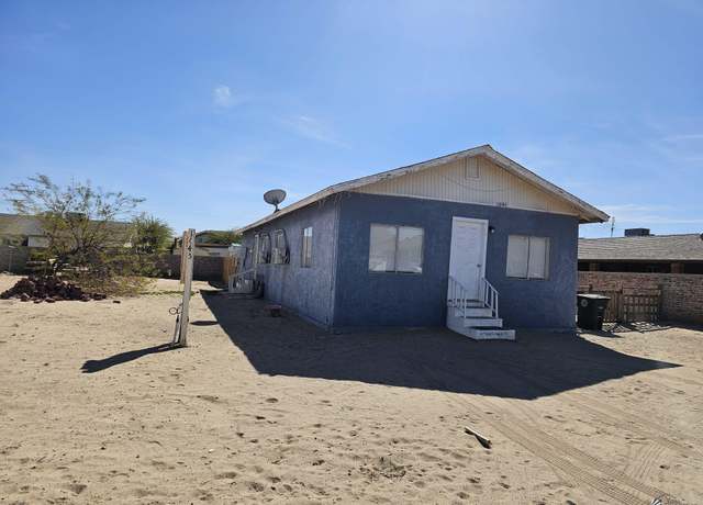 Property at 1645 D St, San Luis, AZ 85336, 2 beds, 2 baths