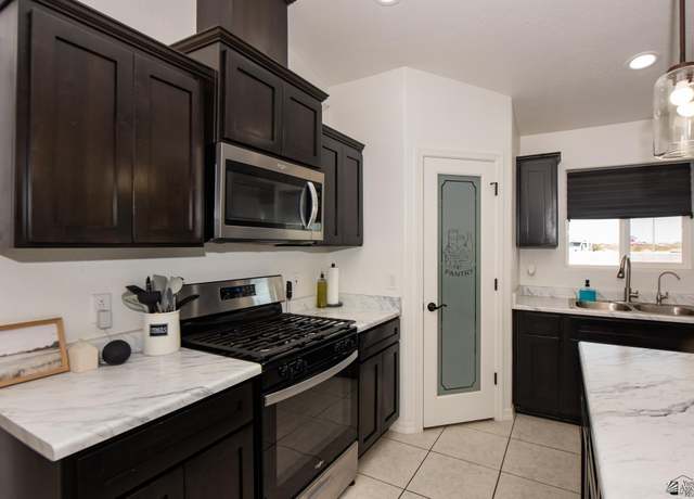 Property at 3742 E Eric Salazar Pl, San Luis, AZ 85349, 3 beds, 2 baths