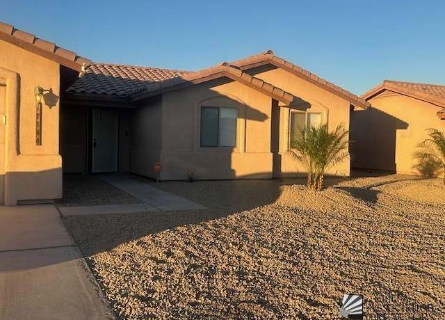 Property at 11144 E 26 Pl, Yuma, AZ 85367, 3 beds, 2 baths