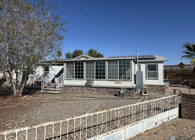 Property at 11866 S Hunter Ave, Yuma, AZ 85367, 3 beds, 2 baths