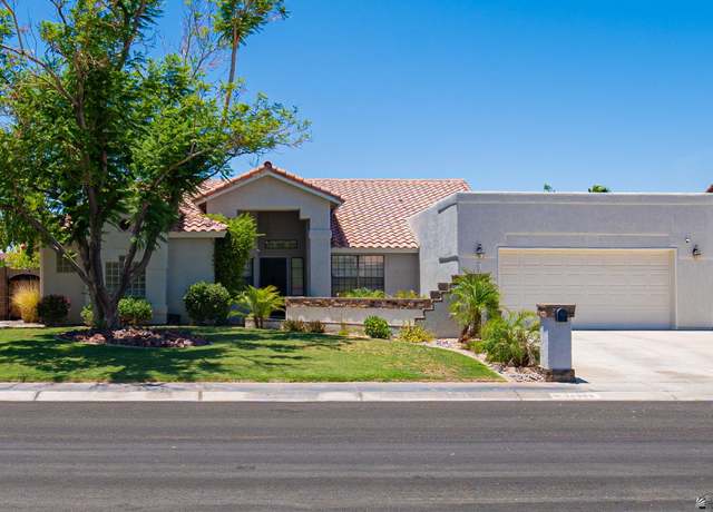 Property at 10388 S Fairway Loop, Yuma, AZ 85367, 3 beds, 2 baths