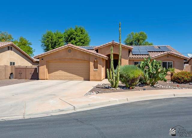 Property at 4282 W 12 Pl, Yuma, AZ 85364, 4 beds, 3 baths