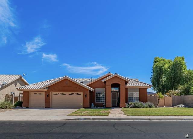 Property at 2497 S 34 Dr, Yuma, AZ 85364, 4 beds, 3 baths