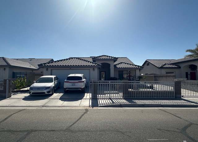 Property at 1470 N Quintero Ave, San Luis, AZ 85366, 3 beds, 2 baths