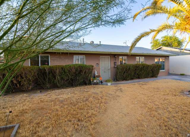 Property at 1180 E 26 Pl, Yuma, AZ 85365, 3 beds, 2 baths