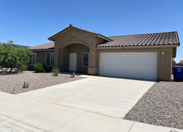 Property at 7561 E 42 Ln, Yuma, AZ 85365, 4 beds, 2 baths