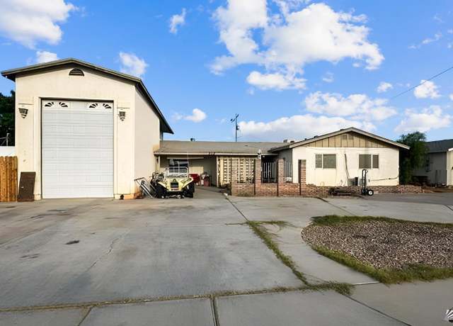Property at 273 E 30 St, Yuma, AZ 85364, 5 beds, 3 baths