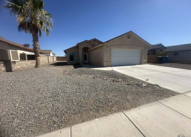 Property at 9613 E 38 Pl, Yuma, AZ 85365, 3 beds, 2 baths