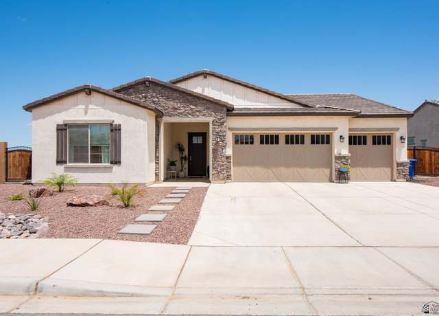 Property at 5292 E View Pkwy, Yuma, AZ 85365, 4 beds, 3 baths