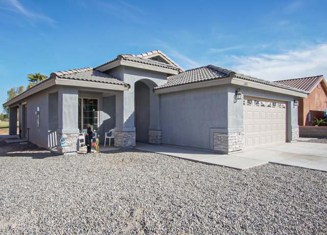 Property at 11811 S Apache Ave, Wellton, AZ 85356, 4 beds, 3 baths