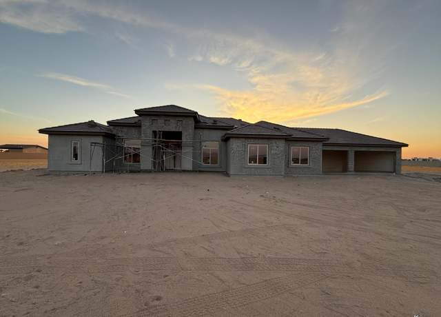 Property at 14650 S Ave 4 1/2 E, Yuma, AZ 85365, 5 beds, 3 baths