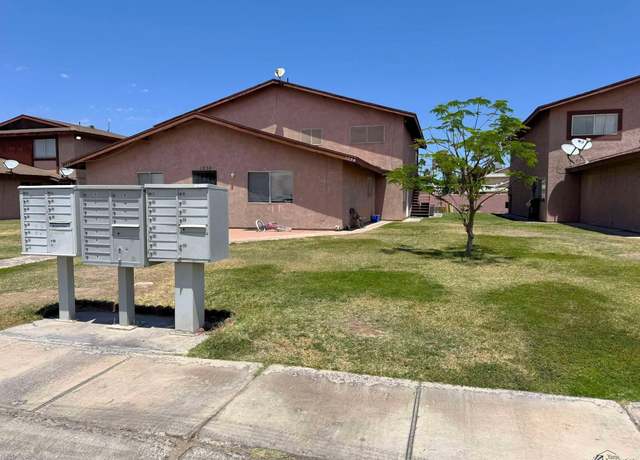 Property at 1234 W 20 Pl, Yuma, AZ 85364, 2 beds, 1.5 baths