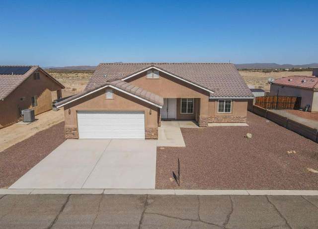 Property at 28462 E Canal Ave, Wellton, AZ 85356, 4 beds, 2 baths