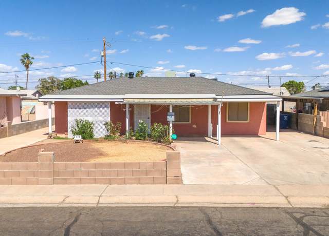 Property at 2145 S 6 Ave, Yuma, AZ 85364, 3 beds, 2 baths