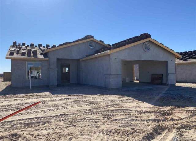 Property at 12664 E 51 Pl, Yuma, AZ 85367, 3 beds, 2 baths