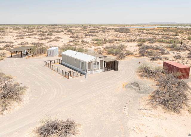Property at 70119 E County 9 St, Dateland, AZ 85333, 1 bed, 1 bath