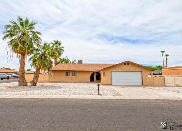 Property at 2413 W 13 Pl, Yuma, AZ 85364, 3 beds, 2 baths