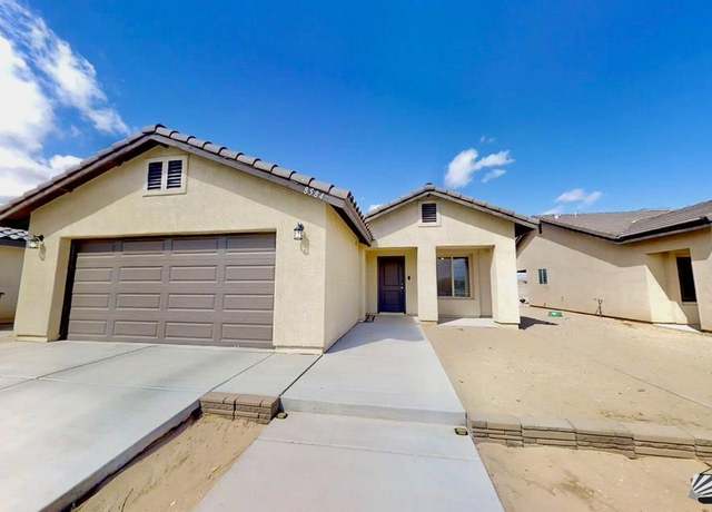 Property at 8584 E 40 Pl, Yuma, AZ 85365, 4 beds, 2 baths